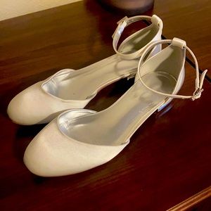 Ivory/white bridal ballet flats